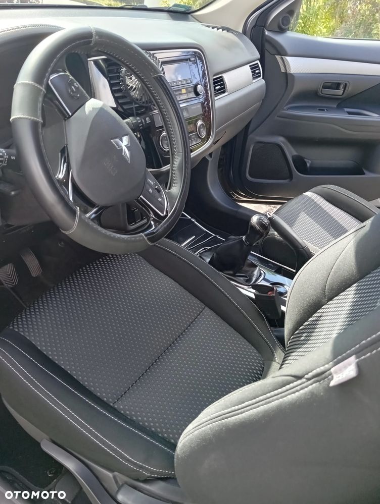 Mitsubishi Outlander 2.0 2WD - 14