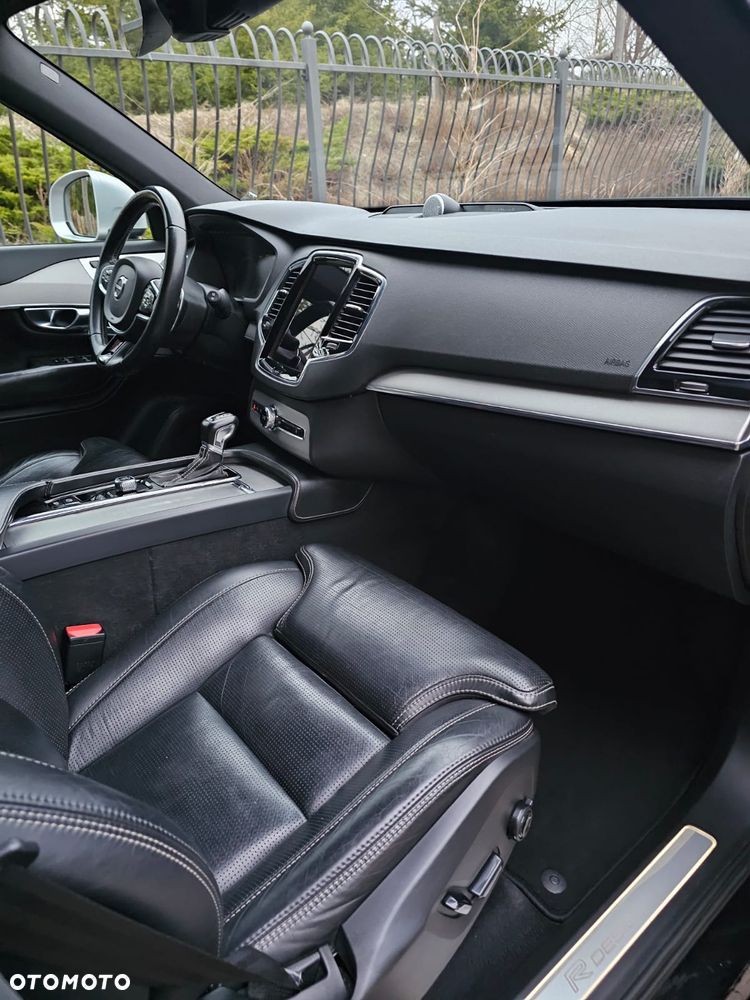 Volvo XC 90 D5 AWD R-Design - 19