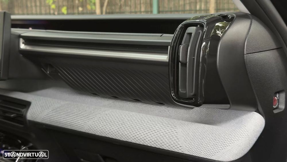Citroën e-C3 44 kWh Autonomia Conforto Max - 23
