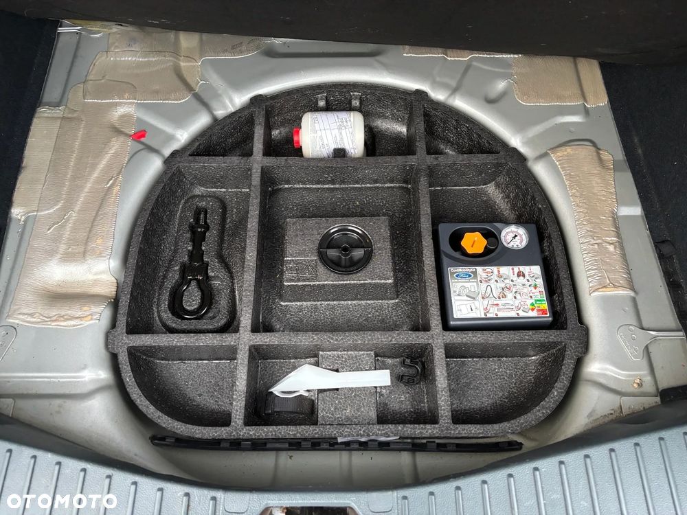 Ford C-MAX ver-1-0-ecoboost-start--stopp--system-ambiente - 26