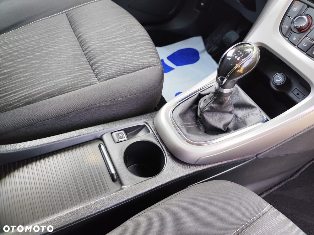 Opel Astra 1.4 Turbo Sports Tourer - 22