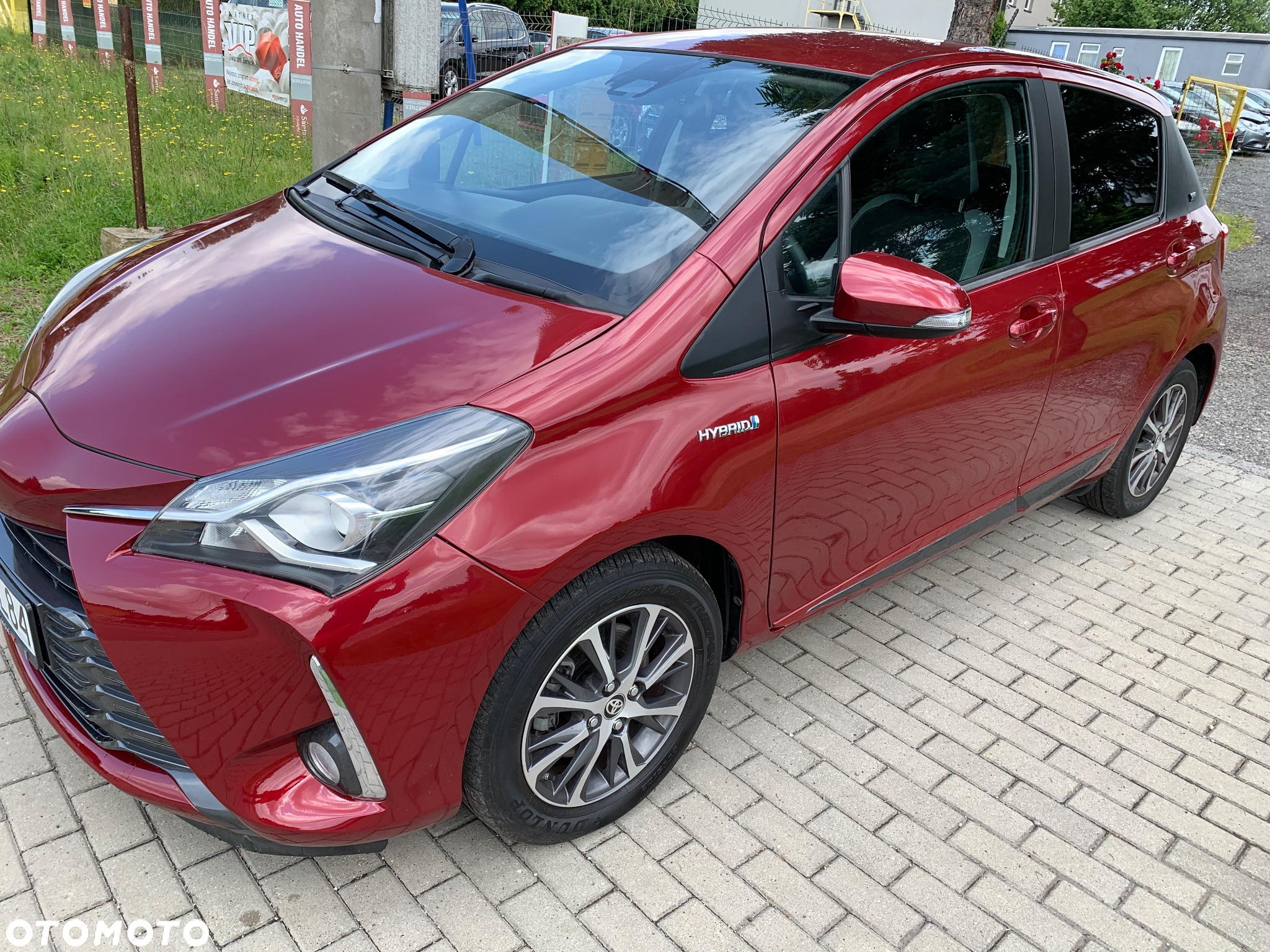 Toyota Yaris Hybrid 1.5 VVT-i Edition-S - 2