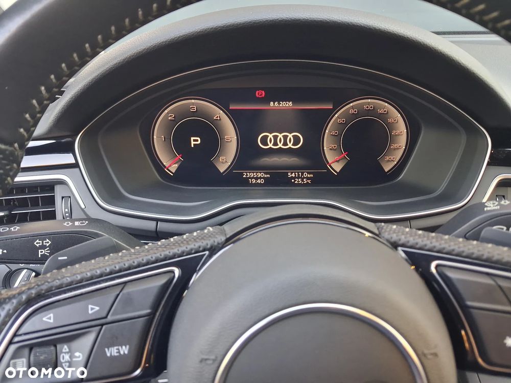 Audi A4 Avant 40 TDI quattro S tronic S line - 11