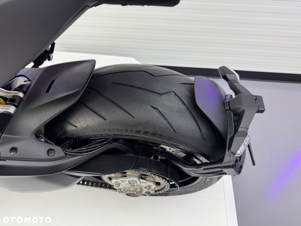 Ducati Diavel - 28