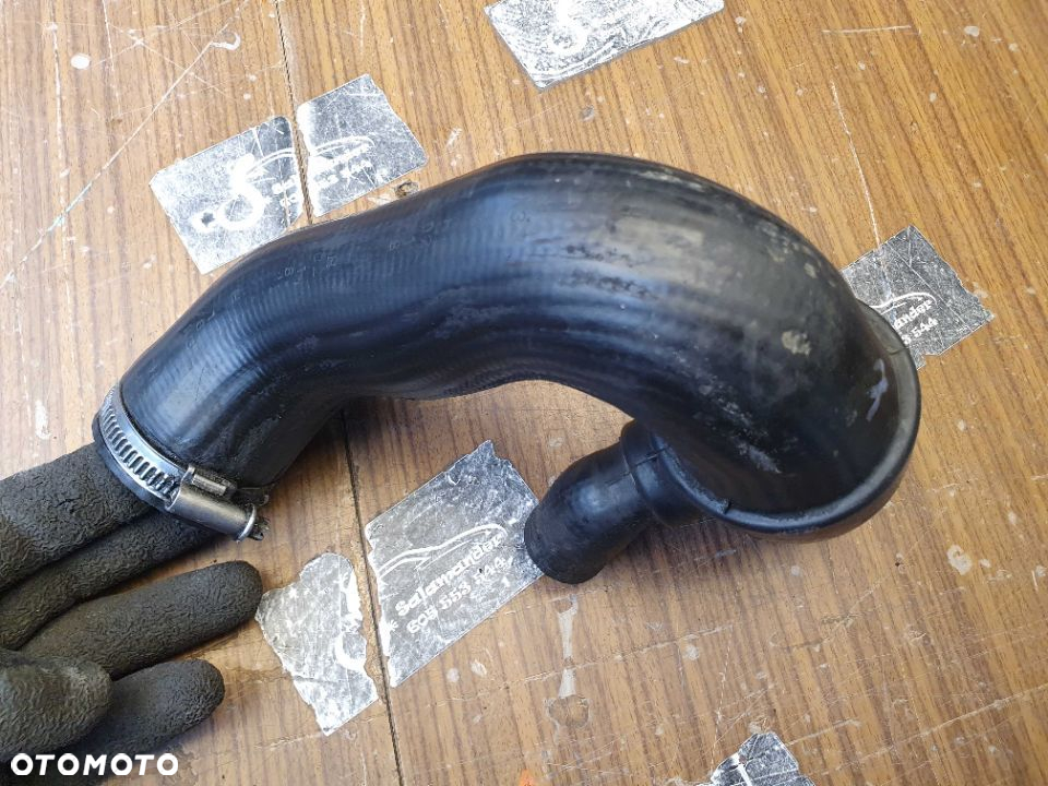Przewod 8E0145832D 8E0145838G 8E0145834F Rura Powietrza Kolanko Waz Intercooler 1.8 T Audi A4 B6 B7 - 11