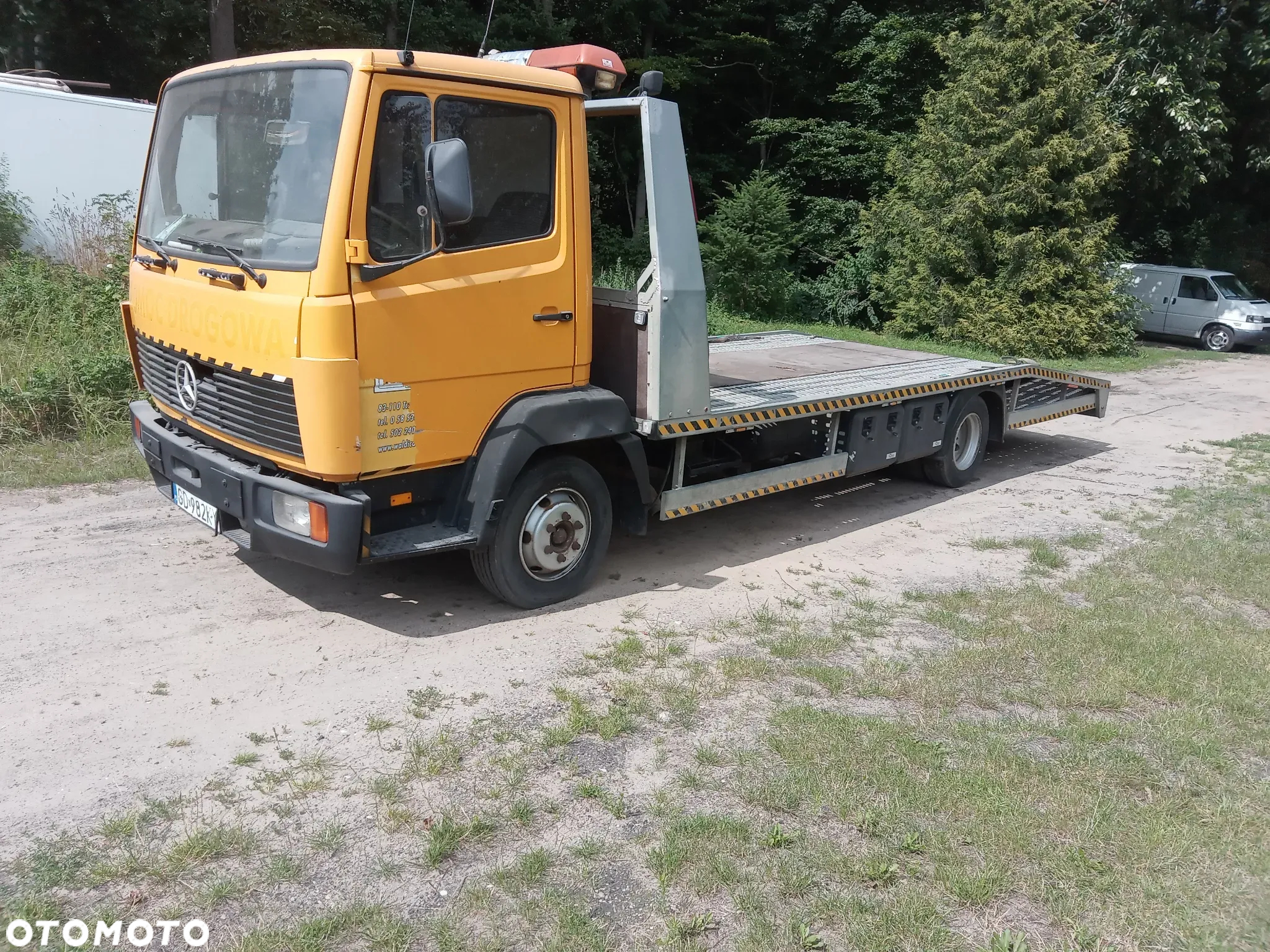 Mercedes-Benz 814 - 5