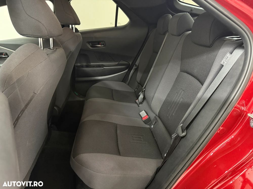 Toyota C-HR 2.0 HEV 197 CP 4x2 CVT Dynamic - 9