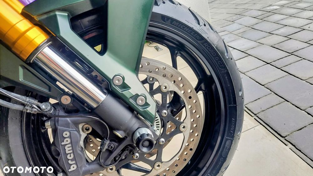 Suzuki GSX 1000 - 13