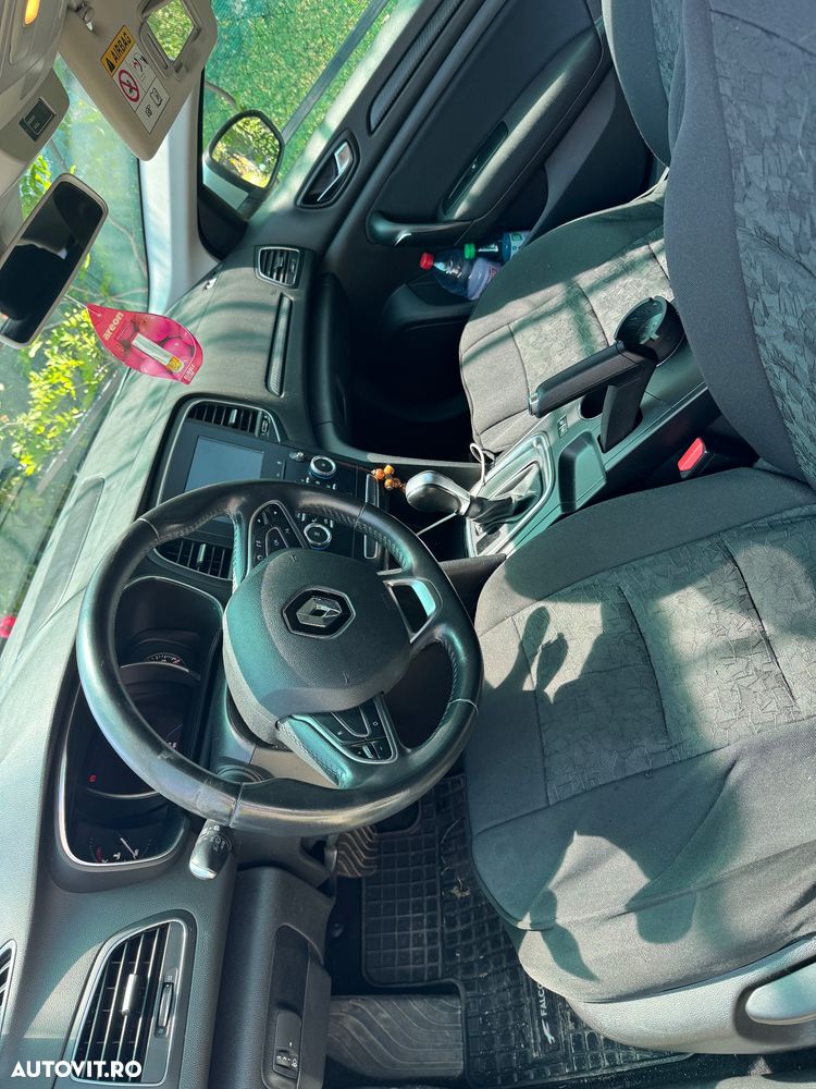 Renault Megane 1.5 dCI EDC Intens - 5