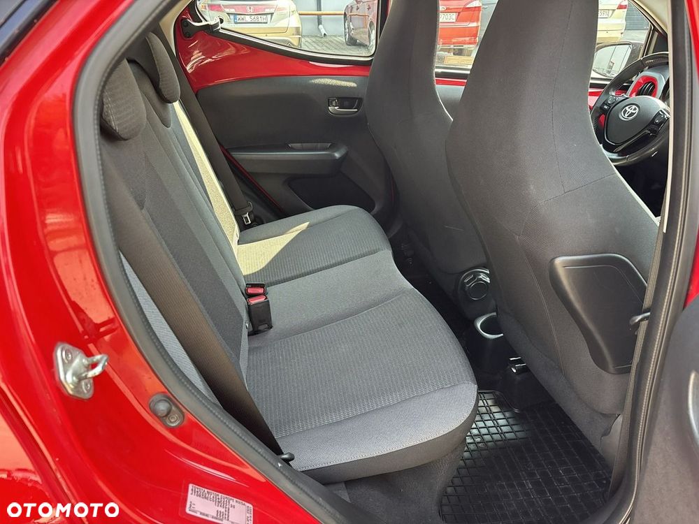 Toyota Aygo 1.0 VVT-i Black Edition - 19