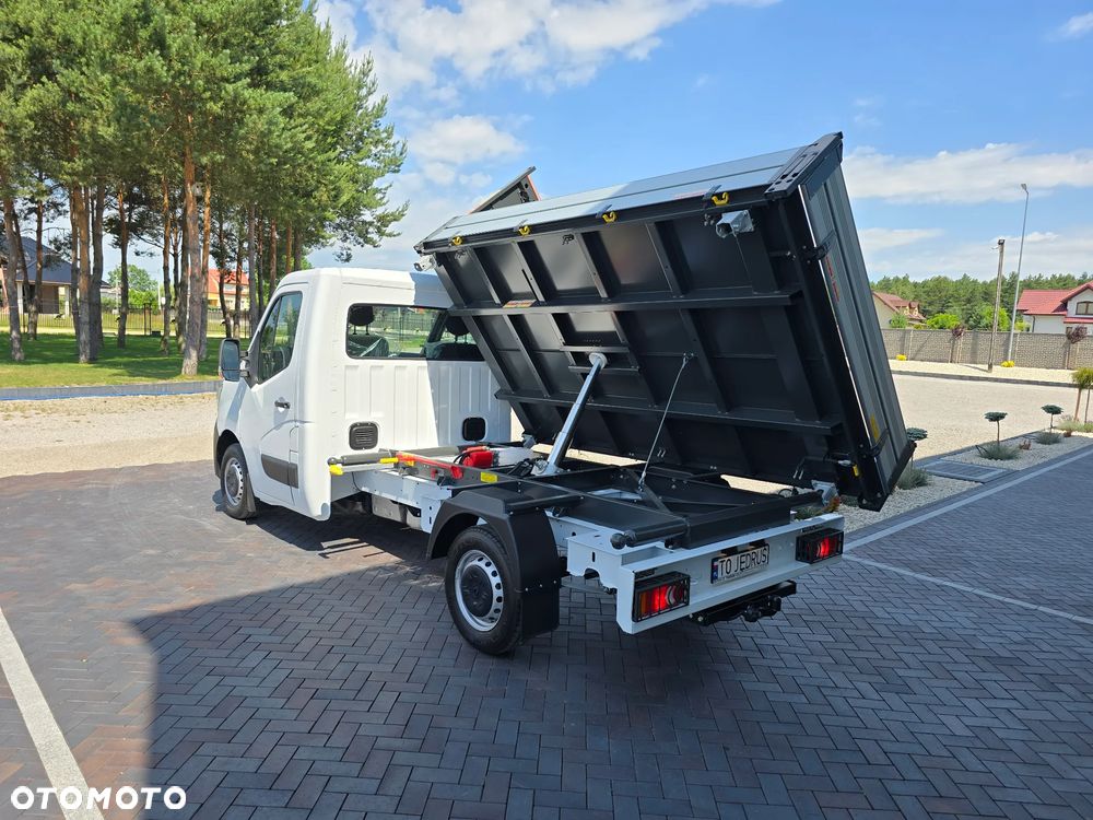 Renault MASTER 17Km WYWROTKA 3 STRONNA 1011Kg Ładowność SILNIK 2,3 AUTO NIE UŻYWANE NA GWARANCJI STAN NOWY NOWY NOWY SALON POLSKA TO SŁONIK BOGATE WYPOSAŻENIE HAK LEDY KLIMA TEMPOMAT - 15