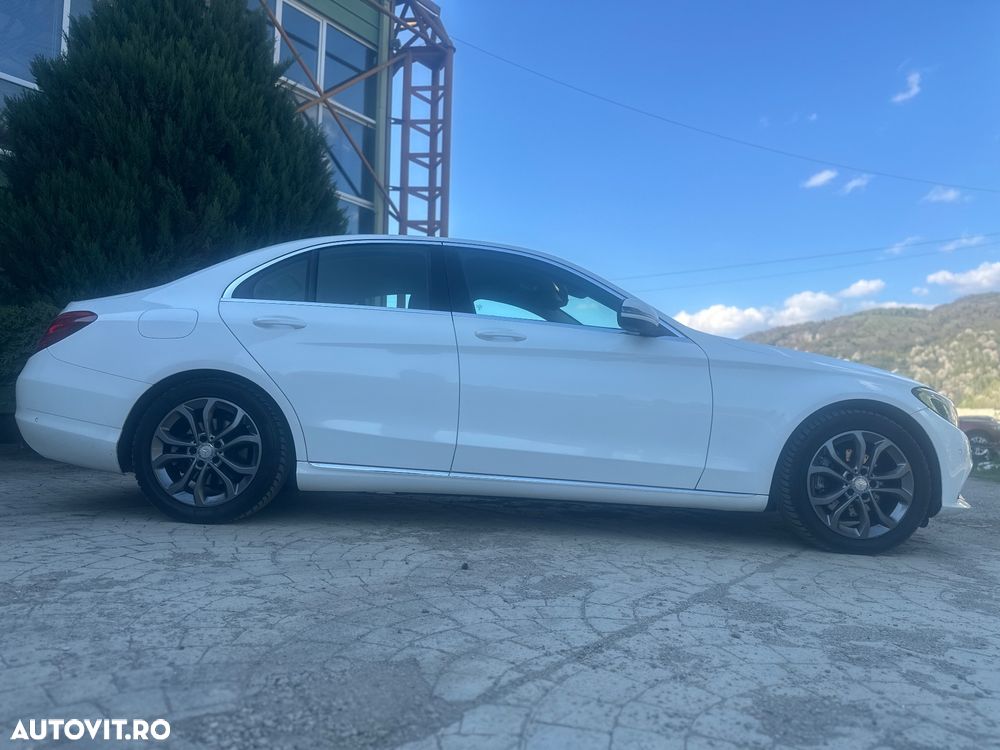 Mercedes-Benz C 220 CDI DPF Automatik BlueEFFICIENCY Avantgarde - 5