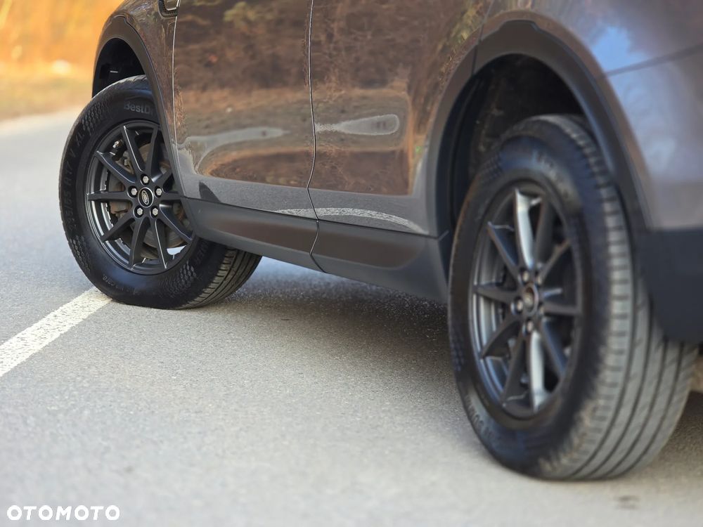 Land Rover Discovery Sport - 36