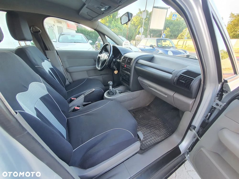 Audi A2 1.4 - 15