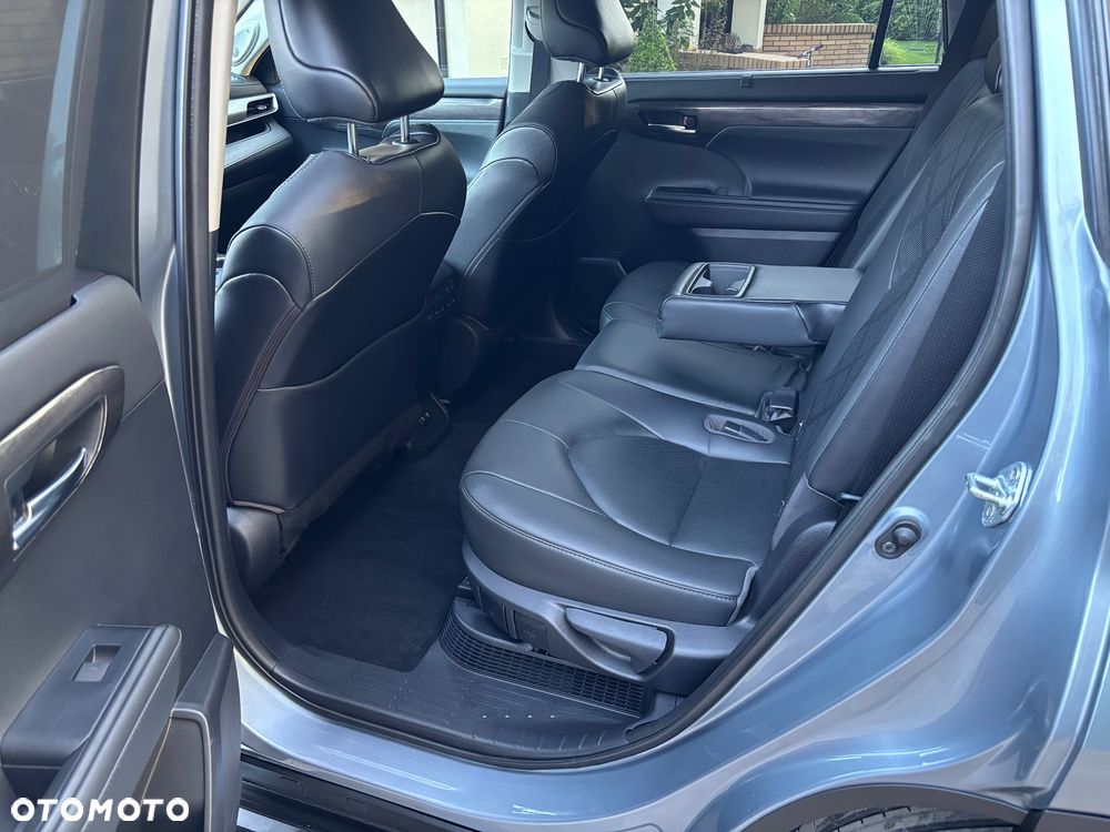 Toyota Highlander 2.5 Hybrid Executive - 31