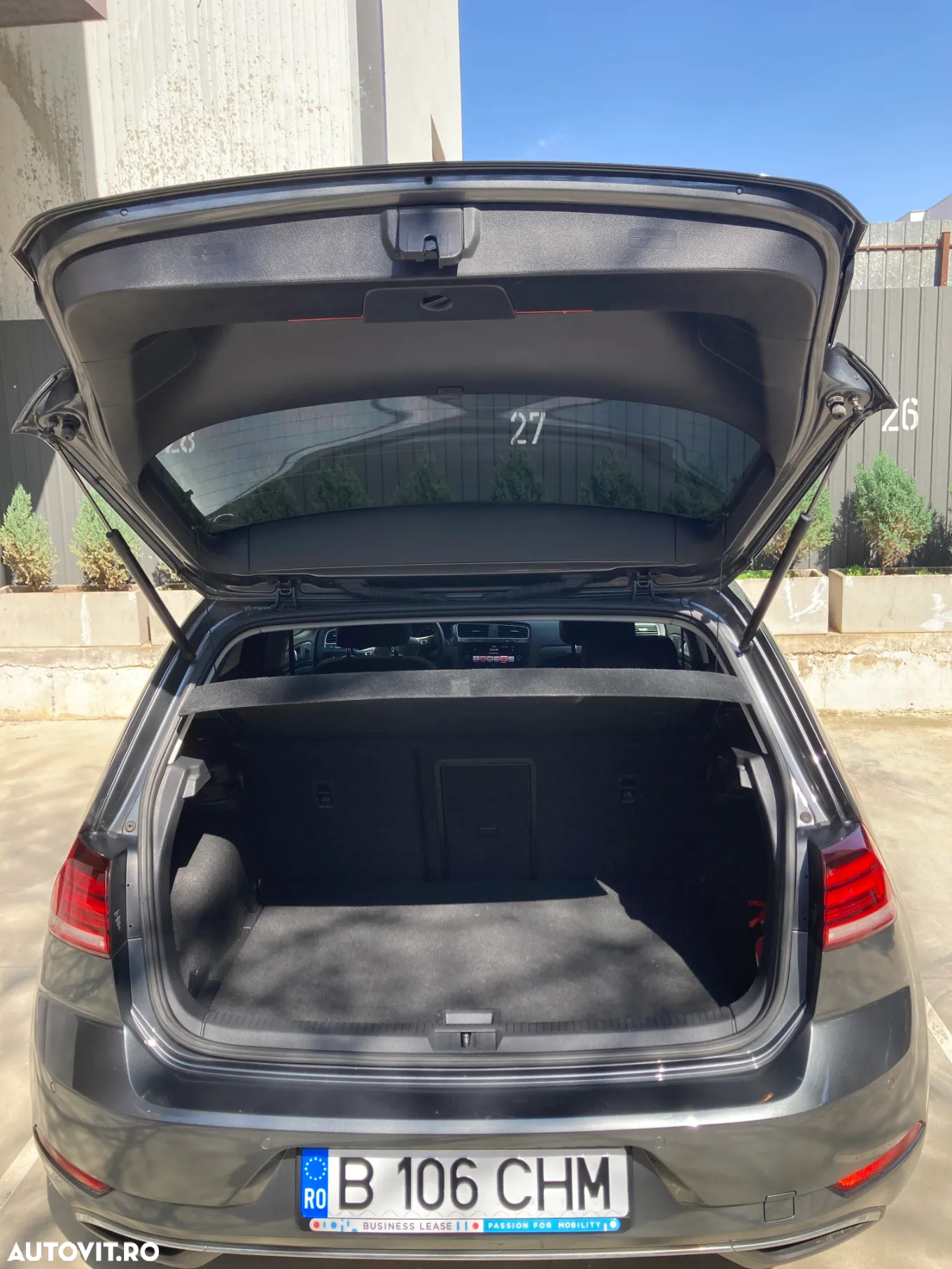 Volkswagen Golf - 9