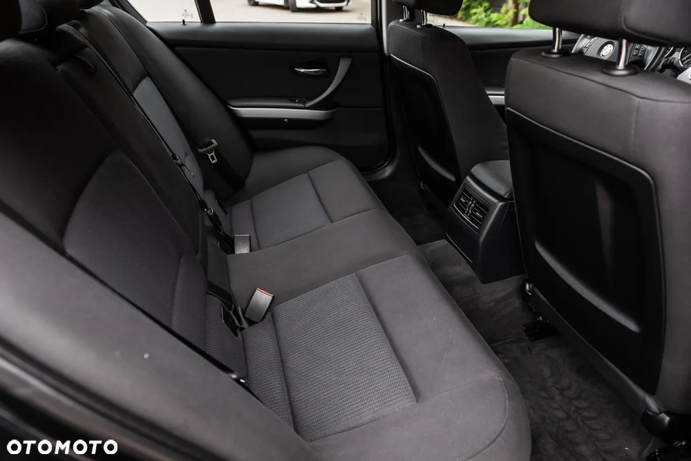 BMW Seria 3 318i Edition Lifestyle - 21