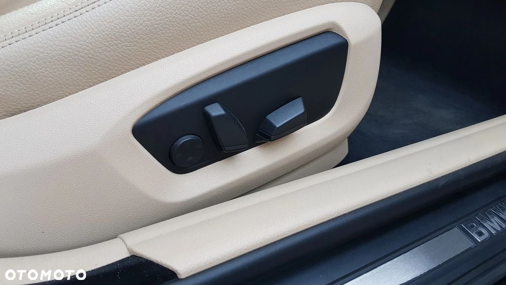 BMW Seria 5 530d - 14