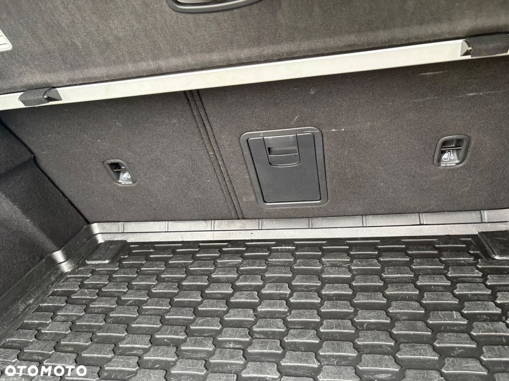 Hyundai i30 1.6 CRDI Premium DCT - 27