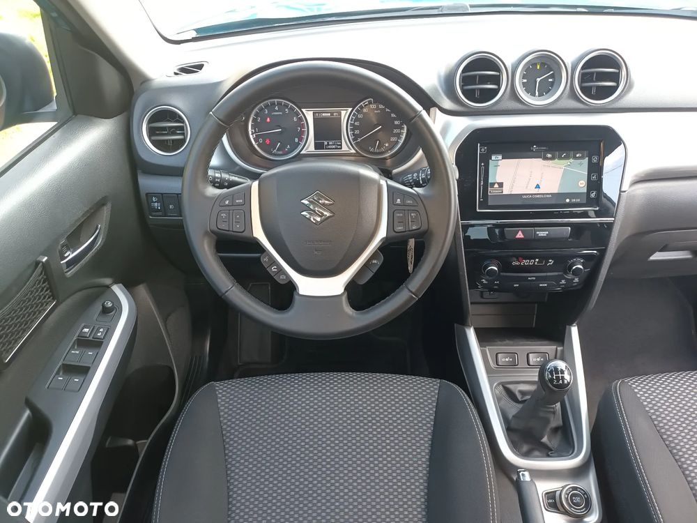 Suzuki Vitara 1.6 Premium 4WD - 17