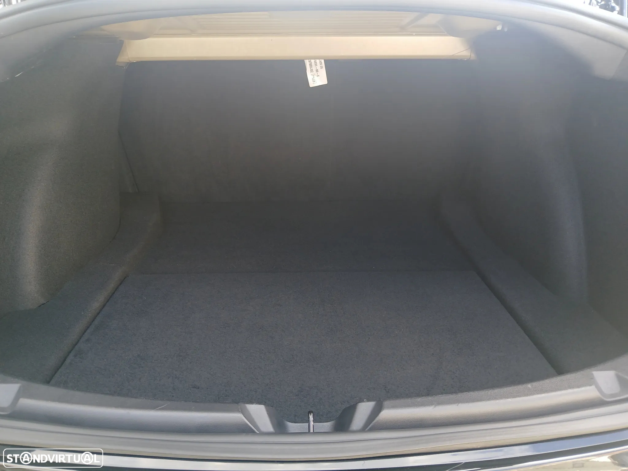 Tesla Model 3 Standard Range Plus RWD - 33