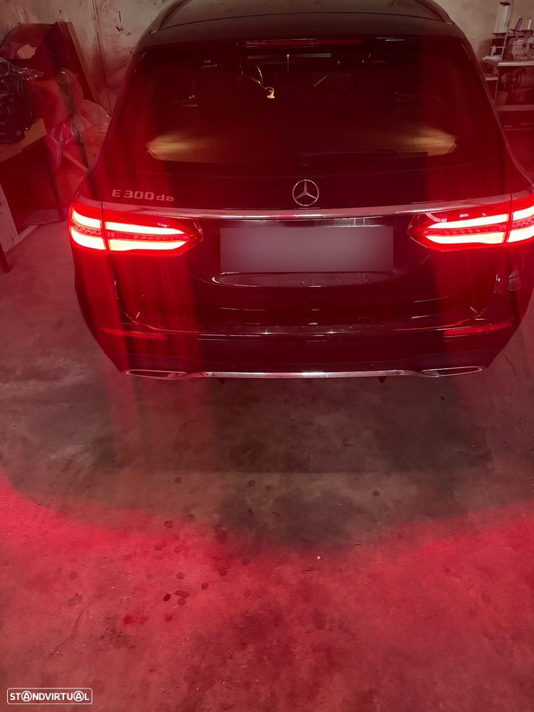 Mercedes-Benz E 300 de 9G-TRONIC AMG Line - 15