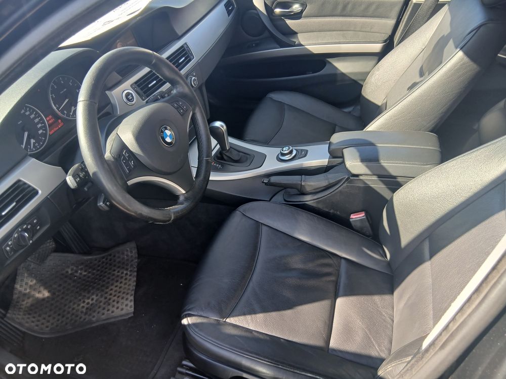 BMW Seria 3 - 26