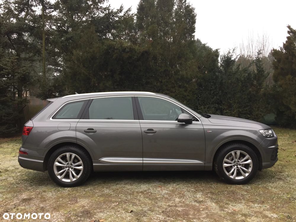 Audi Q7 - 7