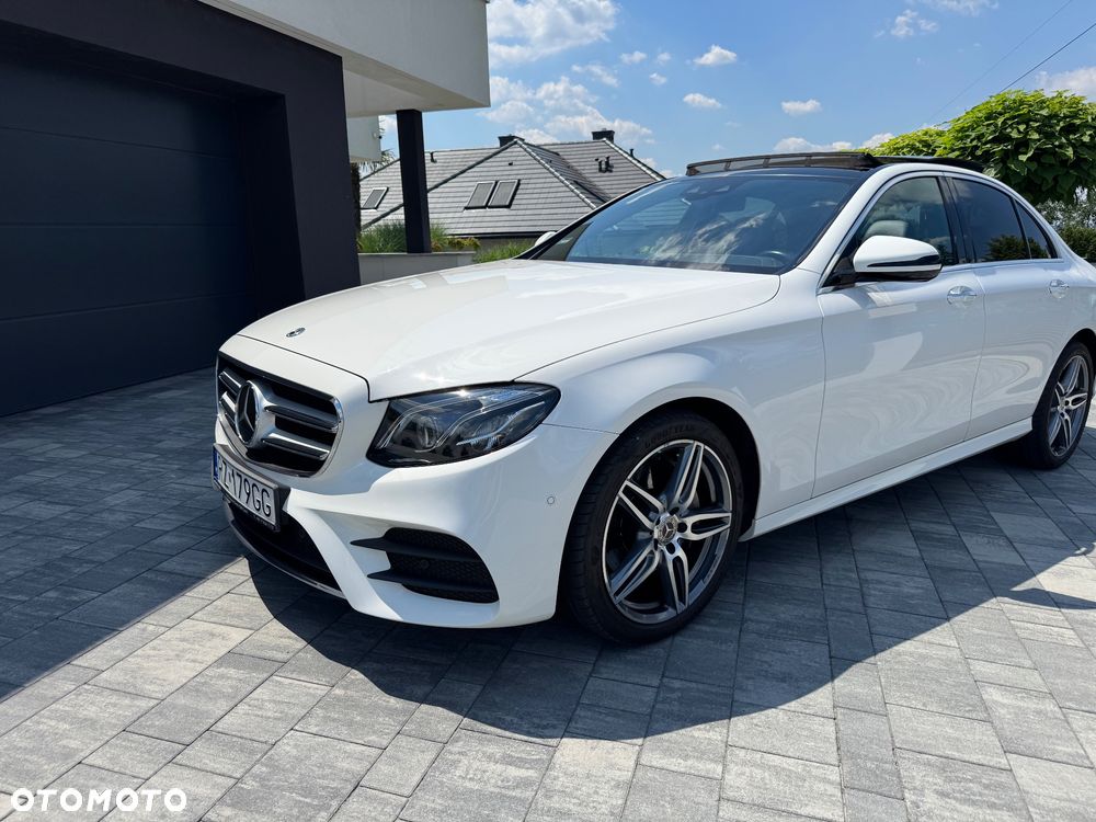 Mercedes-Benz Klasa E 200 4-Matic 9G-TRONIC - 4