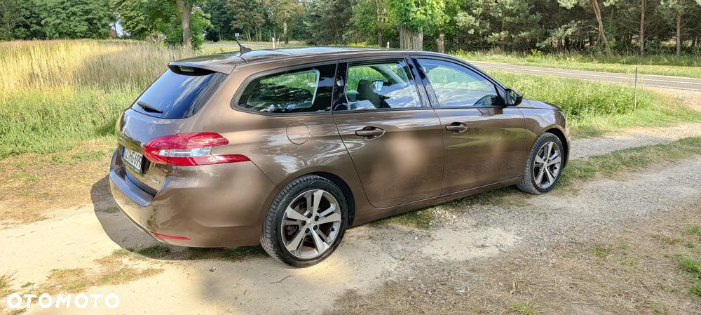 Peugeot 308 BlueHDi 150 Stop & Start Business-Line - 4