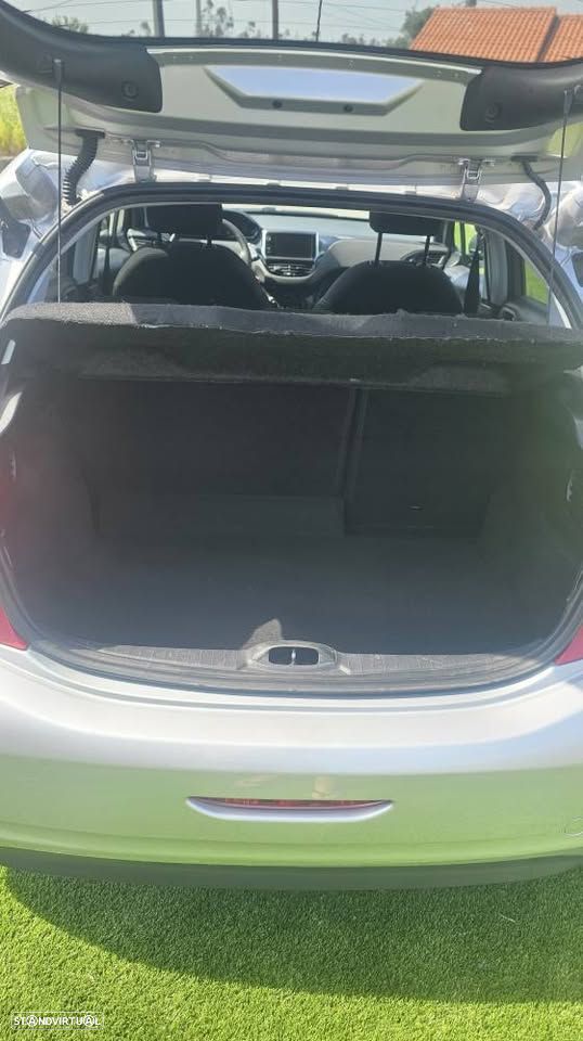 Peugeot 208 1.2 VTi Allure - 11