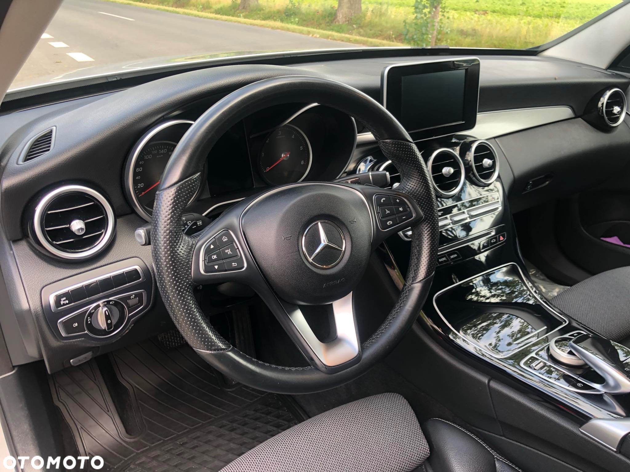 Mercedes-Benz Klasa C 220 (BlueTEC) d 7G-TRONIC - 24