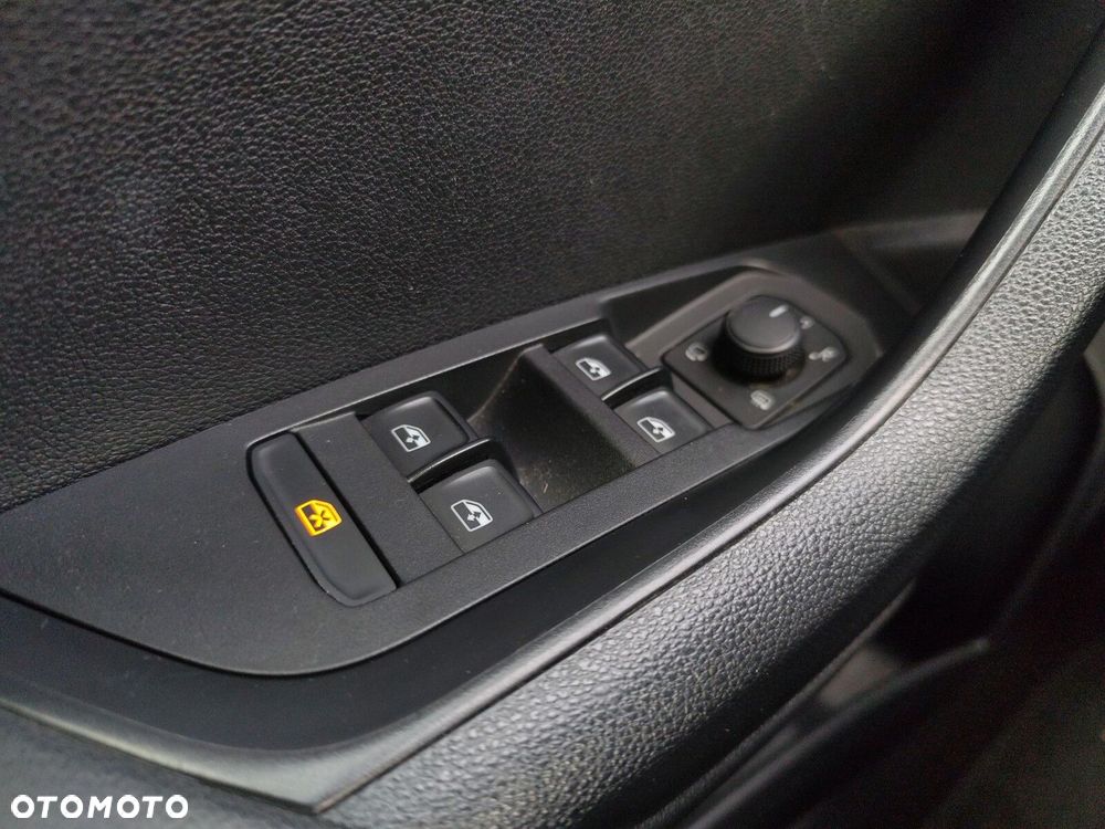 Skoda Karoq 2.0 TDI SCR 4x4 Sportline DSG - 16