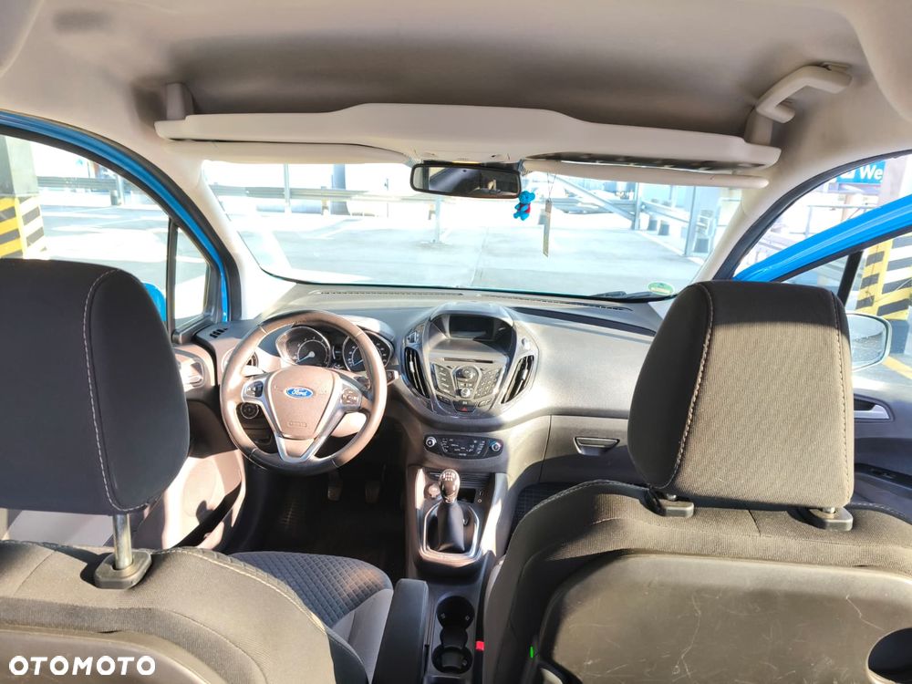 Ford Tourneo Courier 1.0 EcoBoost Titanium - 21
