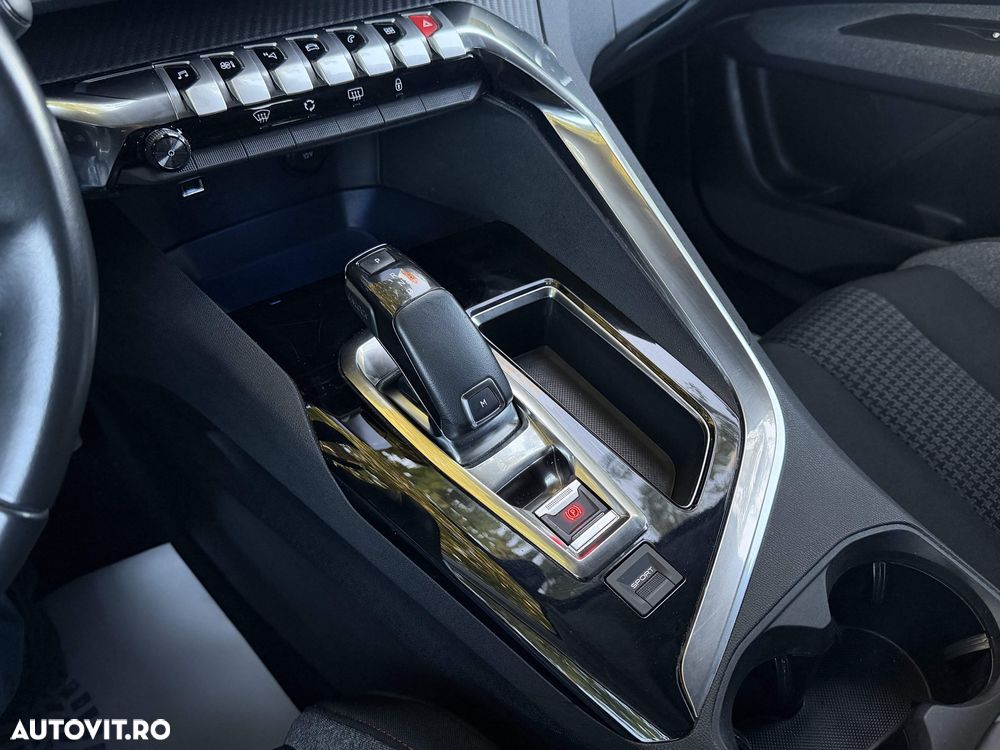 Peugeot 3008 BlueHDi 130 Stop & Start EAT8 Active - 18