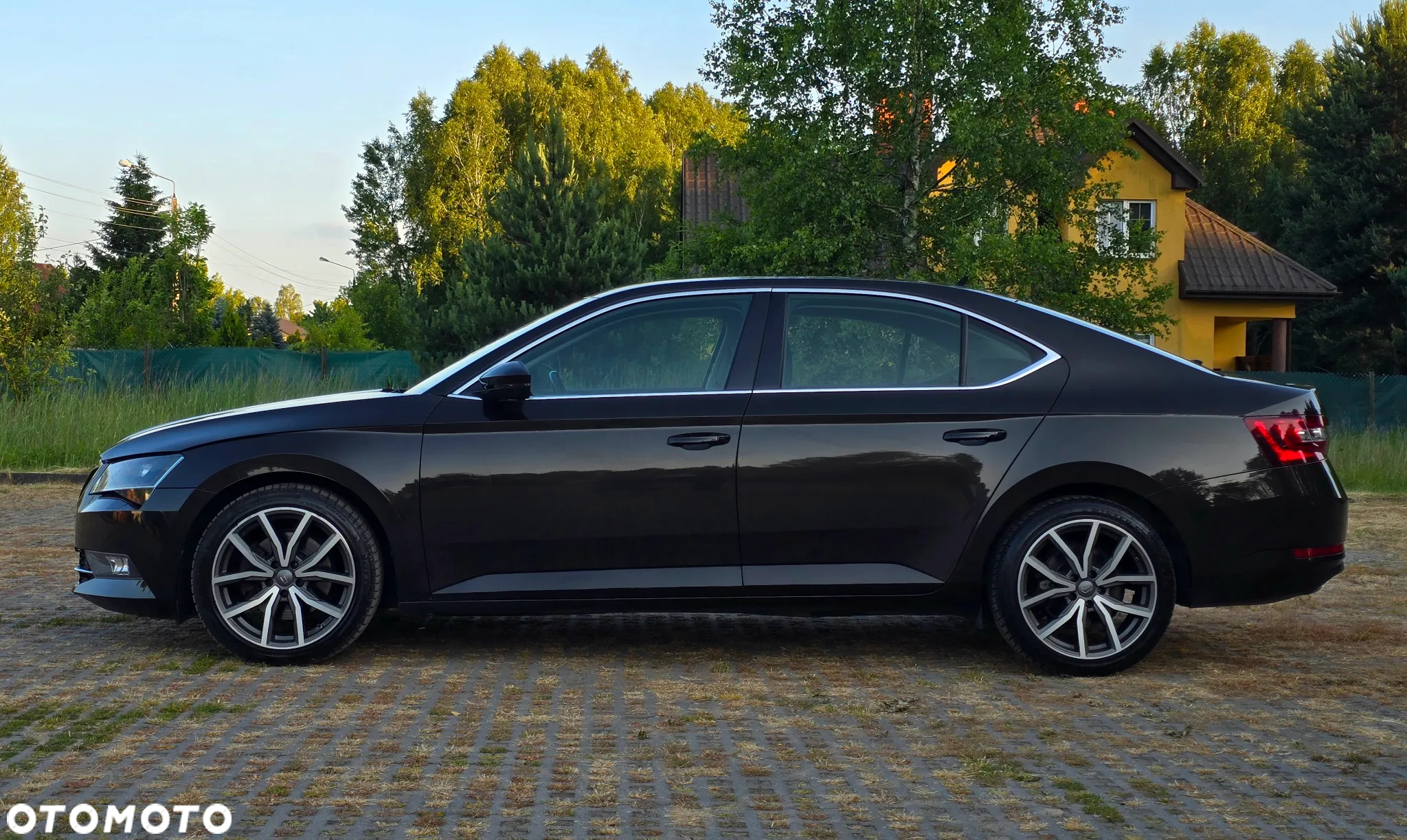 Skoda Superb 2.0 TDI Style DSG - 8