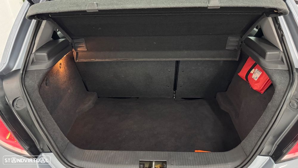 Opel Astra 1.7 CDTI Cosmo M5 - 33