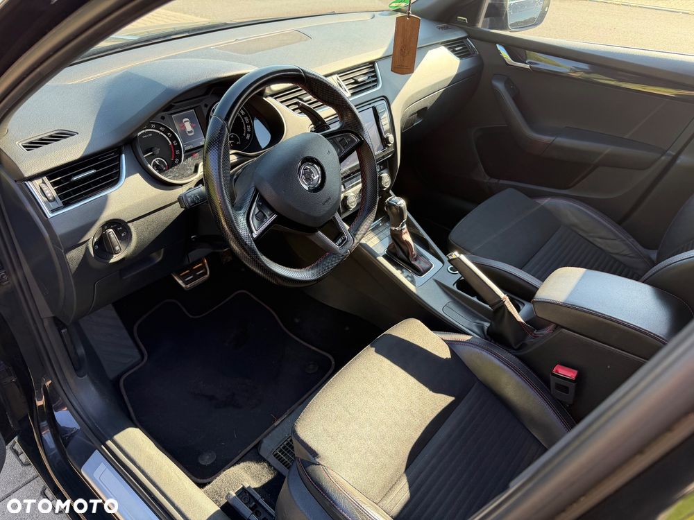 Skoda Octavia 2.0 TDI RS DSG - 7