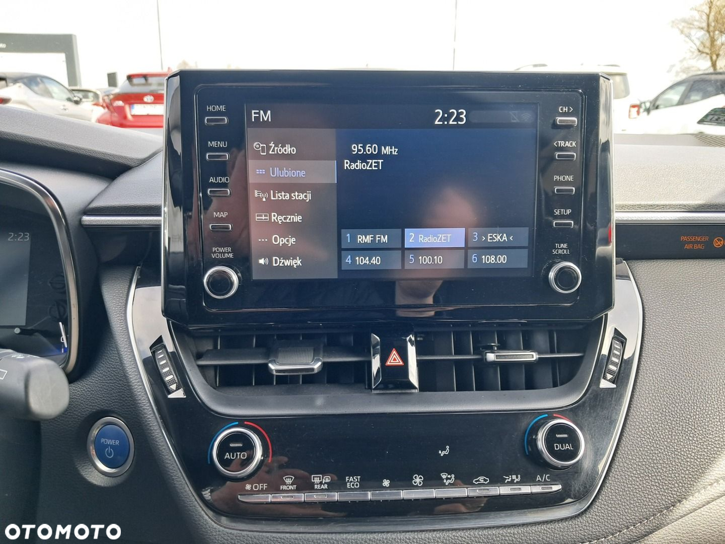 Toyota Corolla - 12