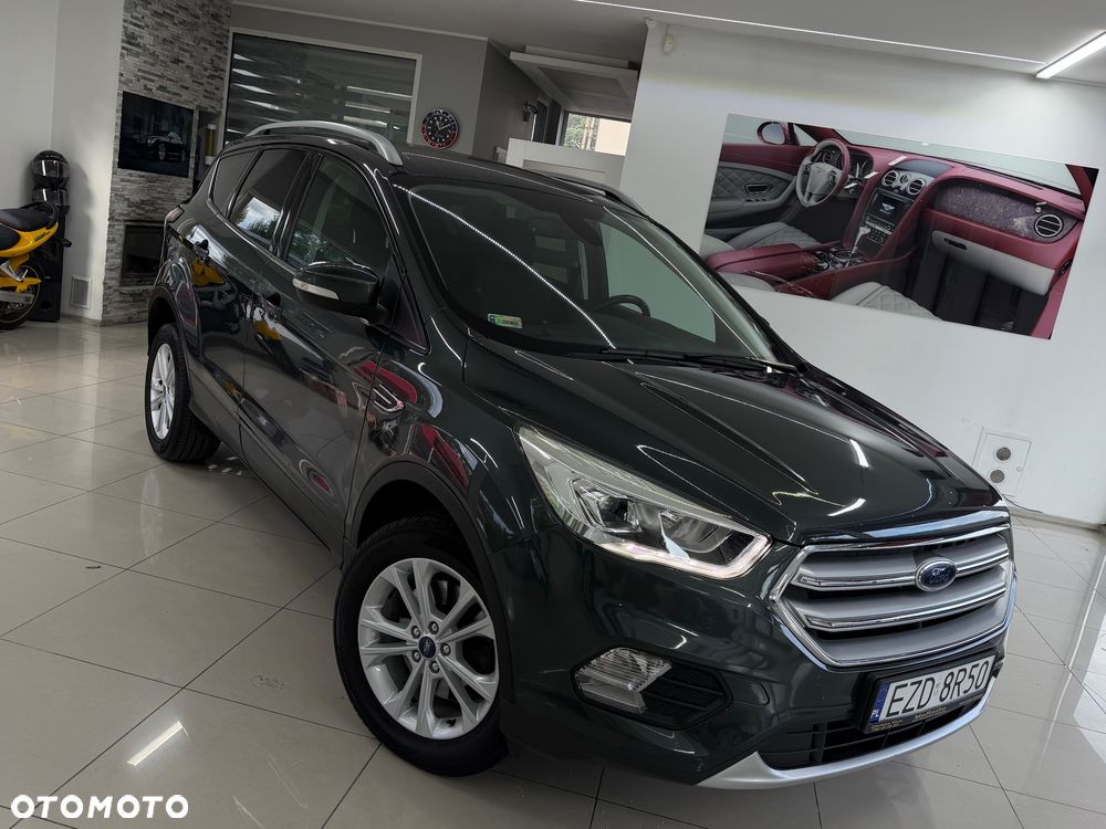 Ford Kuga 1.5 TDCi 2x4 Titanium - 25