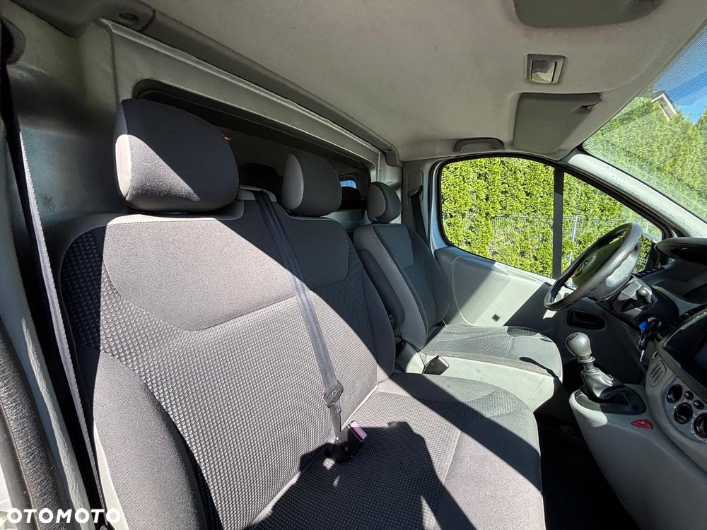 Opel Vivaro - 15