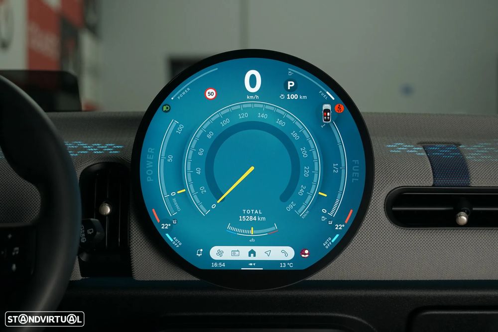 MINI 3 Portas Cooper C Favoured M - 29