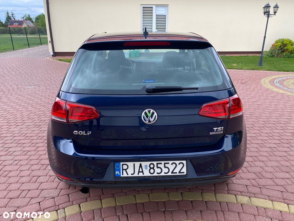 Volkswagen Golf - 6