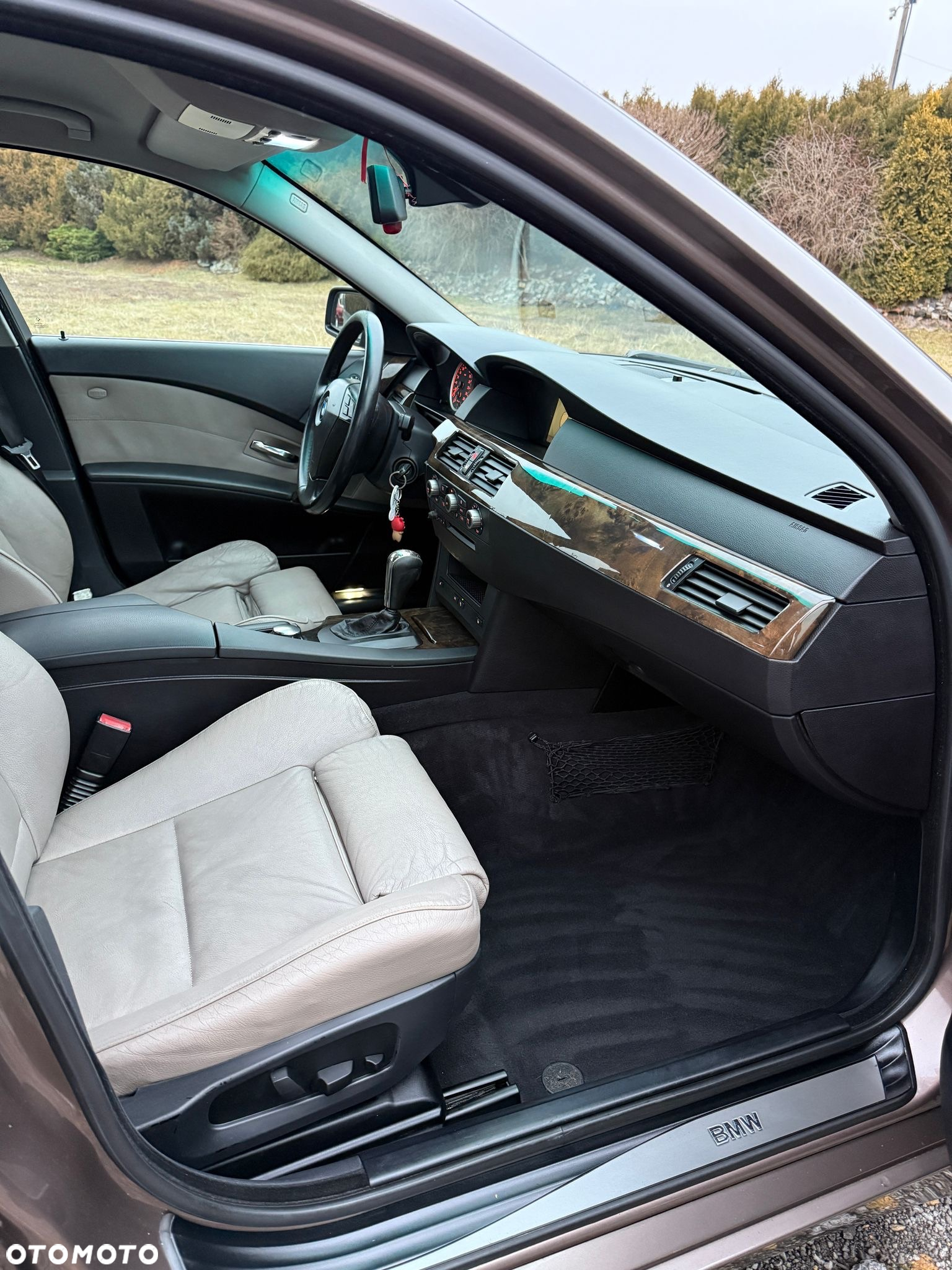 BMW Seria 5 - 16