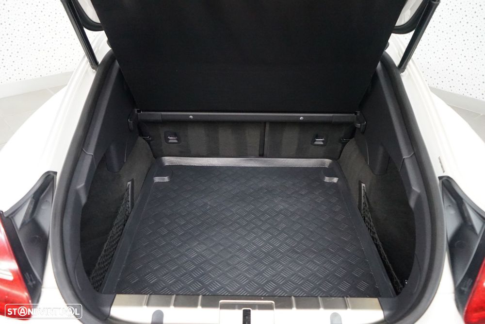 Porsche Panamera Platinum Edition - 45