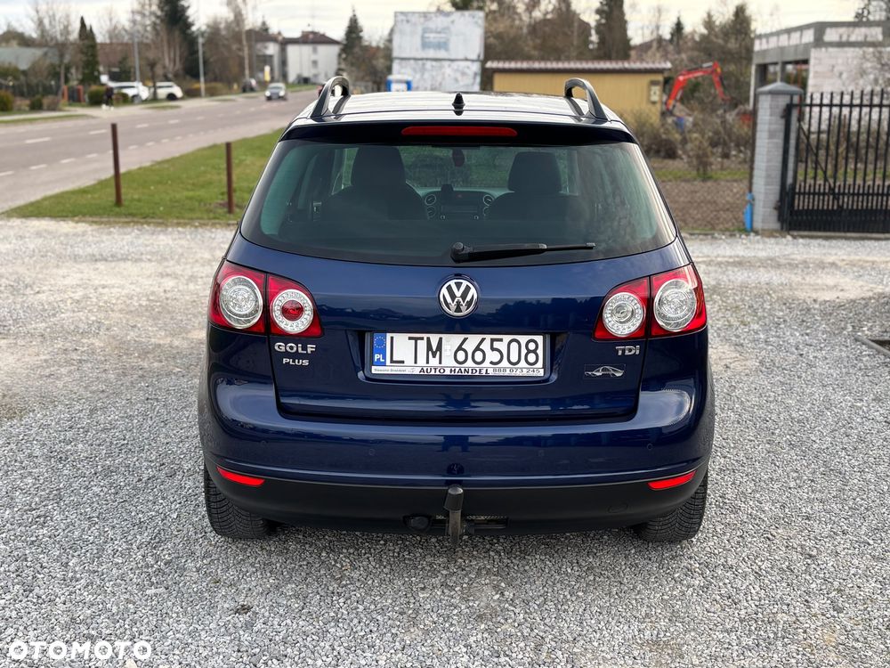 Volkswagen Golf Plus - 24