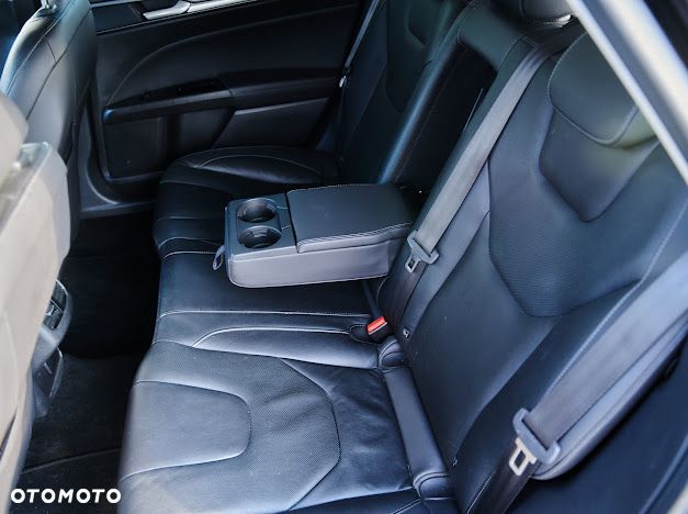 Ford Mondeo - 18
