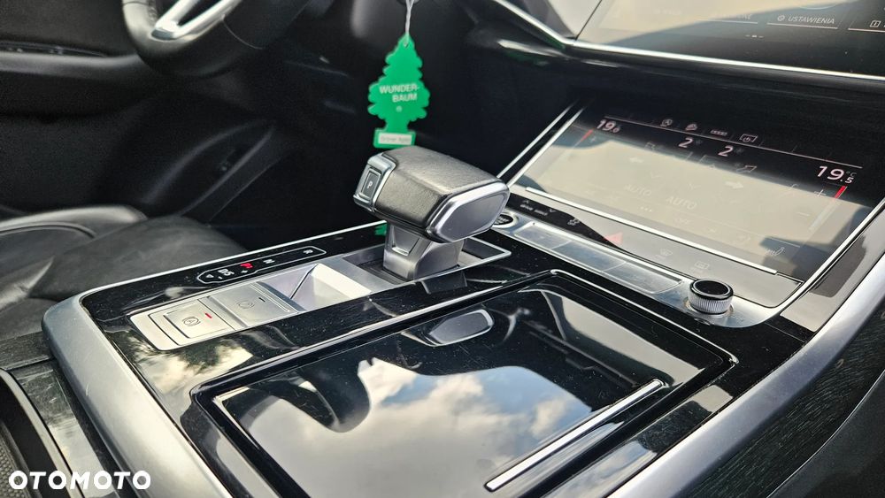 Audi Q8 50 TDI mHEV Quattro Tiptronic - 12