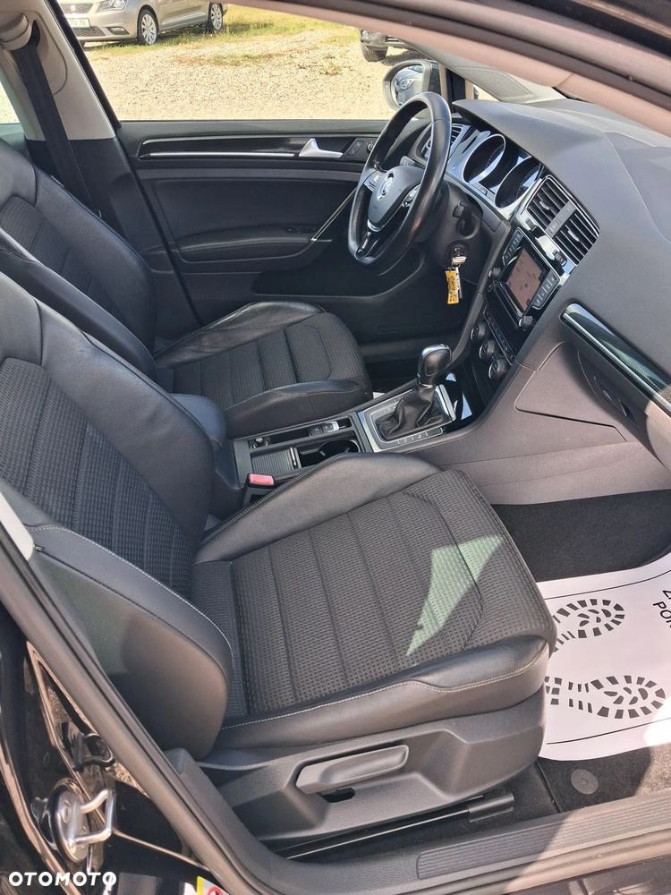 Volkswagen Golf 2.0 BlueTDI DSG Highline - 29