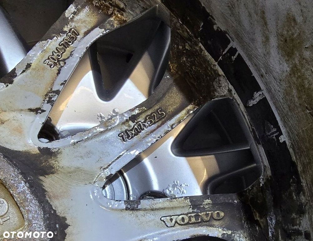felgi aluminiowe opony całoroczne volvo c30 205/50/r17'' 7j 5x108 et 52.5 - 12